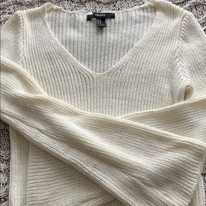 CROPPED SWEATER PERFECT FOR SPRING 🌻🌸🌻